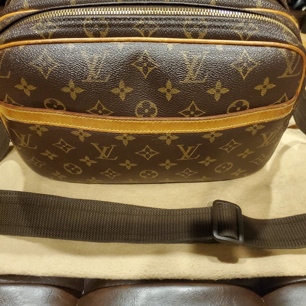Louis Vuitton Reporter PM